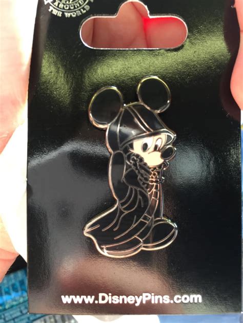 Found The Fabled Kingdom Hearts Pin At Disney World Today Kingdomhearts