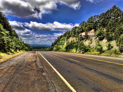 Three Of The Best And Most Beautiful Scenic Drives In Texas