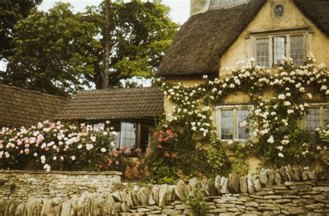 7 Of The Prettiest Cottages On The Market