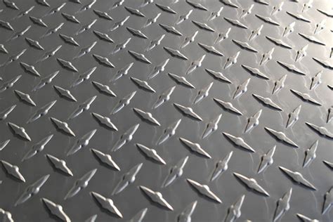 China Hot Dip Galvanized Metal Checkered Plate China Steel Plate