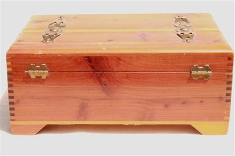 Small Cedar Chest Jewelry Box Vintage Cedarwood Dresser Box For Gloves Etc