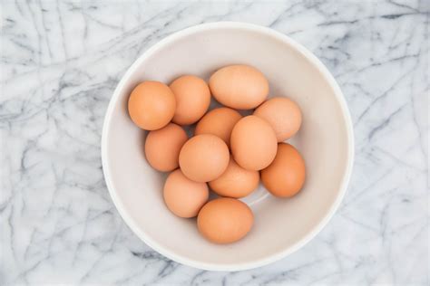 Brown And White Eggs Is There A Difference Kitchn