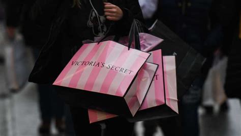 Victorias Secret Plans To ﻿shut Down At Least 53 Stores