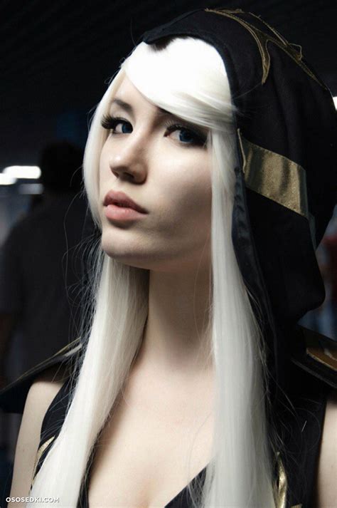 Lunaritie Ashe League Of Legends Naked Cosplay Asian Photos