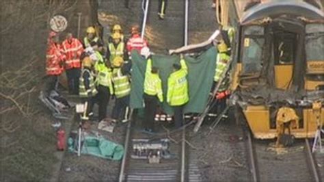 Network Rail Fined 80 000 For Leicestershire Crash BBC News