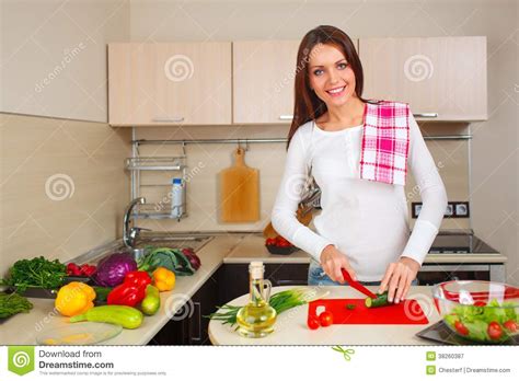 Kitchen Woman Making Salad Stock Image Image Of Caucasian 38260387