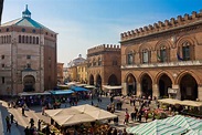 Cremona, Italy, Travel and Tourist Guide
