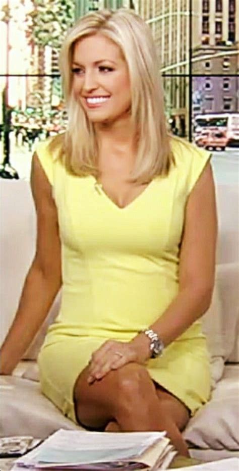 Ainsley Earhardt Classic Fox And Friends Fashion Celebs New Fashion