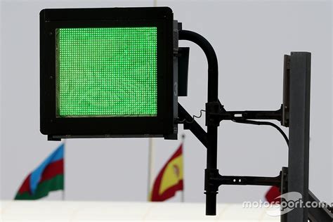 Warning Light Panels To Be Mandatory On F1 Motogp Circuits