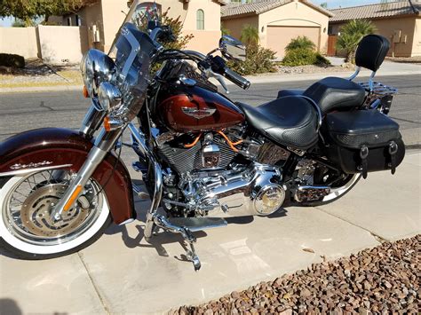 In my spare time i like building websites and love anything to do with the internet. 2011 Harley-Davidson® FLSTN Softail® Deluxe (Two Tone Root ...