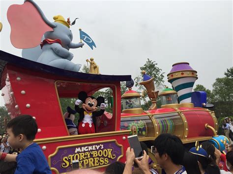 Flickriver Photoset Shanghai Disneyland 2016 Mickeys Storybook Express By Coconut Wireless