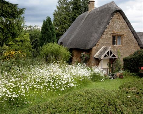 Little British Cottage