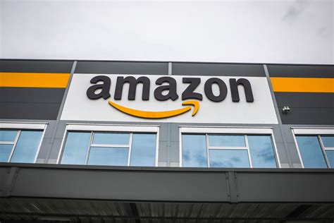 amazon-making-new-sellers-verify-identity-over-video-chat