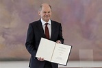 Olaf Scholz becomes new German chancellor, set to visit Poland ...