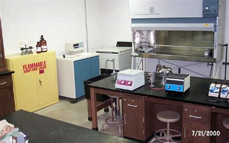 Monmouth College Biology Department Facilities