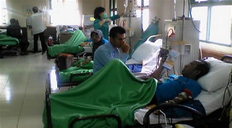 10 daftar alat dan dokumen standart. Pengumuman Di Rumah Sakit / FOTO: Evakuasi Korban Gempa Mamuju di Rumah Sakit Mitra ... / No ...