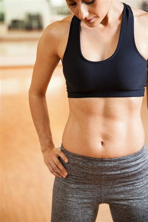 8 Ab Workouts To Get You Toned In 10 Minutes Or Less