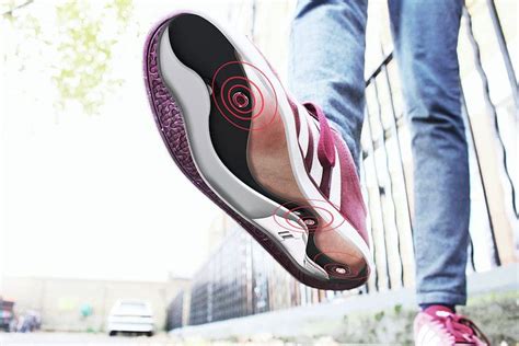 Smart Shoes Help The Elderly And Disabled Walk