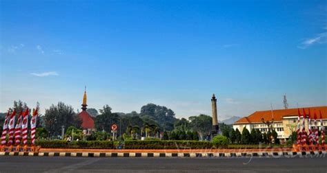 Tugu Muda Semarang Foto Semarang Kota