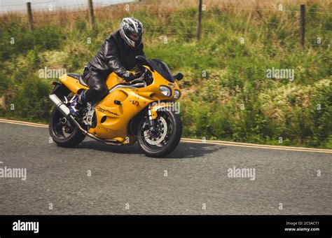 1998 Triumph Daytona 955i Hi Res Stock Photography And Images Alamy