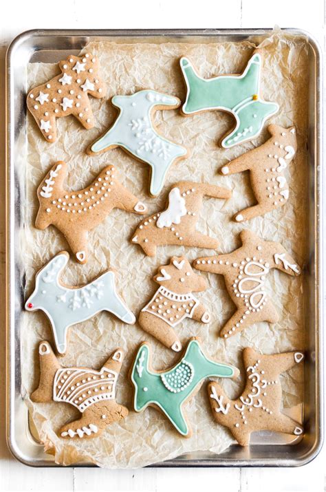 With all that jam peaking out of the little holes and the generous keyword austrian recipes, christmas cookies, famous cookies, hazelnut cookies, linzer cookies, sandwich cookies, traditional christmas recipes. Traditional Swedish Pepparkakor Recipe | The View from ...