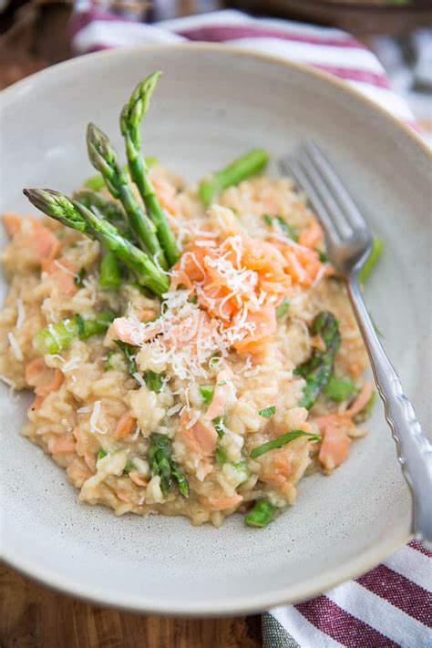 Using sausages instead of the usual i like to use salmon, but white fish works just as well. Smoked Salmon Asparagus Risotto • The Healthy Foodie