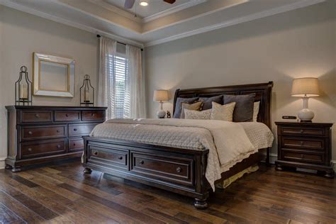 Hardwood Flooring In Bedrooms Pros And Cons