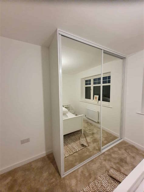 Maximise Your Bedroom Space With Mirrored Sliding Wardrobes Glide And Slide