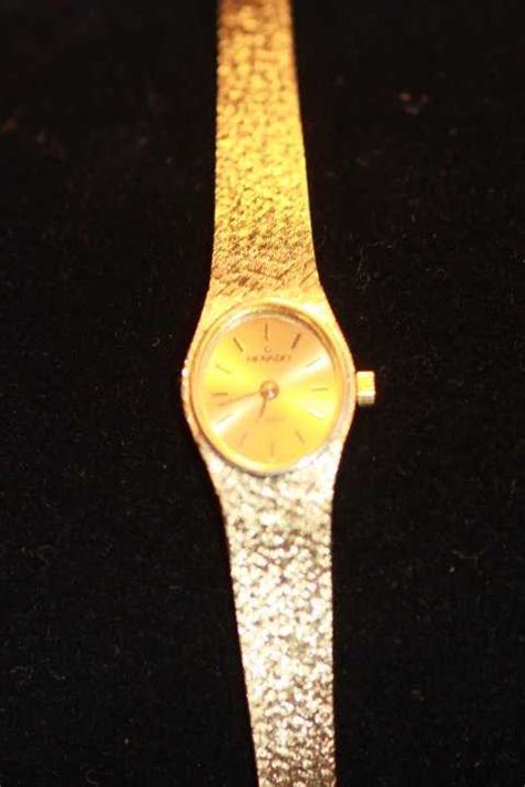 Genuine Ladies Movado 14k Solid Gold Watch