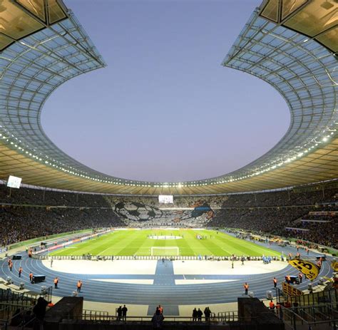 Das olympiastadion berlin, welches am 1. Hertha BSC: Pulverfass Olympiastadion - Diese Diskussion ...
