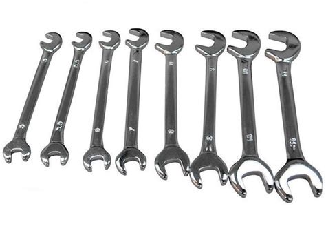 Types Of Wrenches 10 Every Diyer Should Know Bob Vila