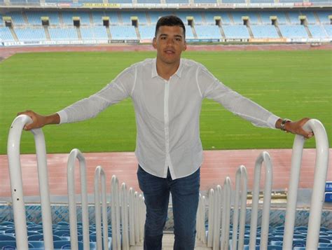 Gerónimo rulli begann mit dem fußballspielen in der jugend von estudiantes in seiner heimatstadt. Geronimo Rulli | Page 29 | Bluemoon MCFC | The leading ...