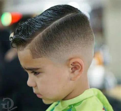 Arriba Foto Corte De Pelo Para Niños Modernos Cena Hermosa