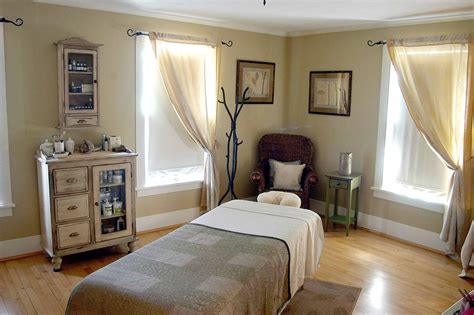 Massage Room Evergreen Cottage Ely Minnesota The Massage Room Is Ready With A Warm Bed