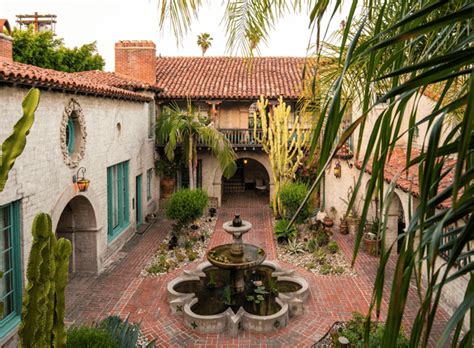 Sought After Residence In Hollywoods Historic El Cabrillo