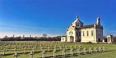 In Vimy and Notre-Dame de Lorette: observe the immensity of the tribute ...