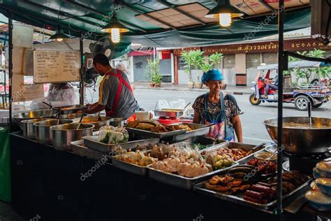 Street Food Stand In Bangkok Thailand — Redaktionelles Stockfoto