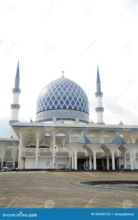 Sultan Salahuddin Abdul Aziz Shah Mosque Aka Shah Alam Mosque Stock