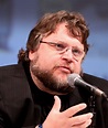 Fichier:Guillermo del Toro by Gage Skidmore.jpg — Wikipédia