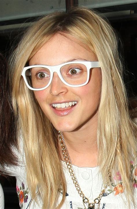 White Nerd Glasses Nerd Glasses Nerdy Glasses Geek Glasses With Images Fearne Cotton