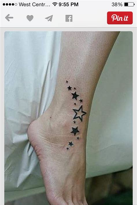 I Want This On My Shoulder Tatuajes De Estrellas Tatuaje De Estrella Tatuajes