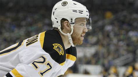 Flames Sign Newly Acquired Dougie Hamilton To Six Year Deal Sporting News