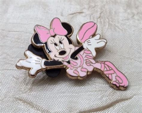 Disneys Minnie Mouse Lapel Pin Ebay
