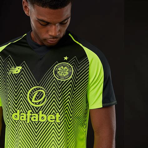 Jun 03, 2021 · celtic fc are hoping to be the envy of the rest of the scottish premiership next season after unveiling their new away kit, made by adidas. New Balance Celtic FC 18/19 Third SS Jersey - Hi Lite ...