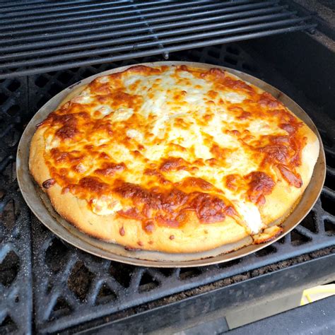 Pellet Grill Pizza Quick Raise Dining And Cooking