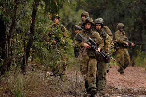 Fileaustralian Soldiers From The 2nd Battalion Royal Australian