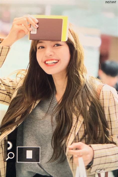 Blackpink Lisa Blackpinks Lisa Takes China By Storm As Mentor On