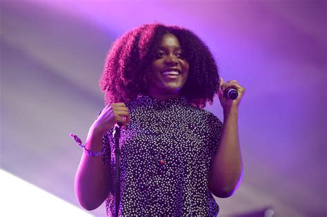 Rapper Noname Opens Radical Hood Library In Los Angeles Thegrio