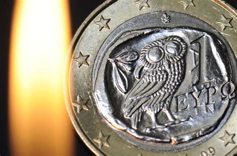 Um eur auf ein bankkonto zu überweisen, ist aktuell die günstigste option skrill mit einem wettbewerbsfähigen umtauschkurs (aktueller kurs: Griechenland in der Krise: Griechen holen ihr Geld von der ...