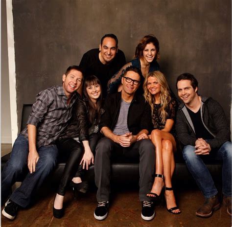The bobby bones show is an american nationally syndicated country music radio show aired during the morning drive. Pin by Tex Urrutia on Bobby Bones | Bobby bones, Bones ...